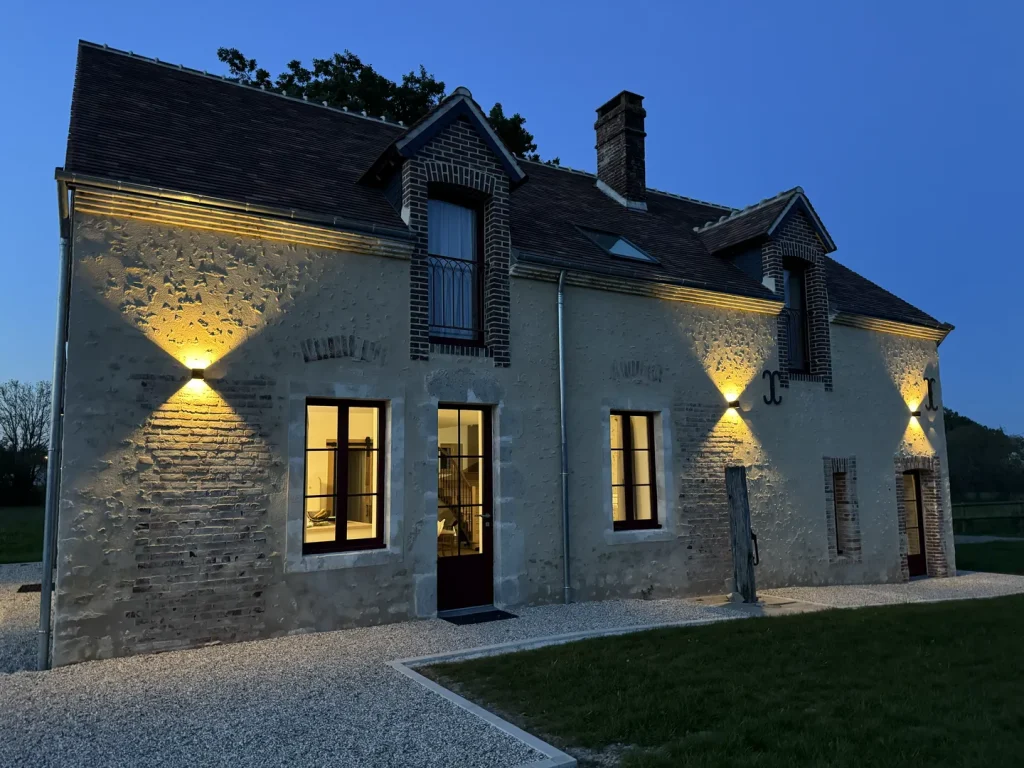Entrée principale au crépuscule